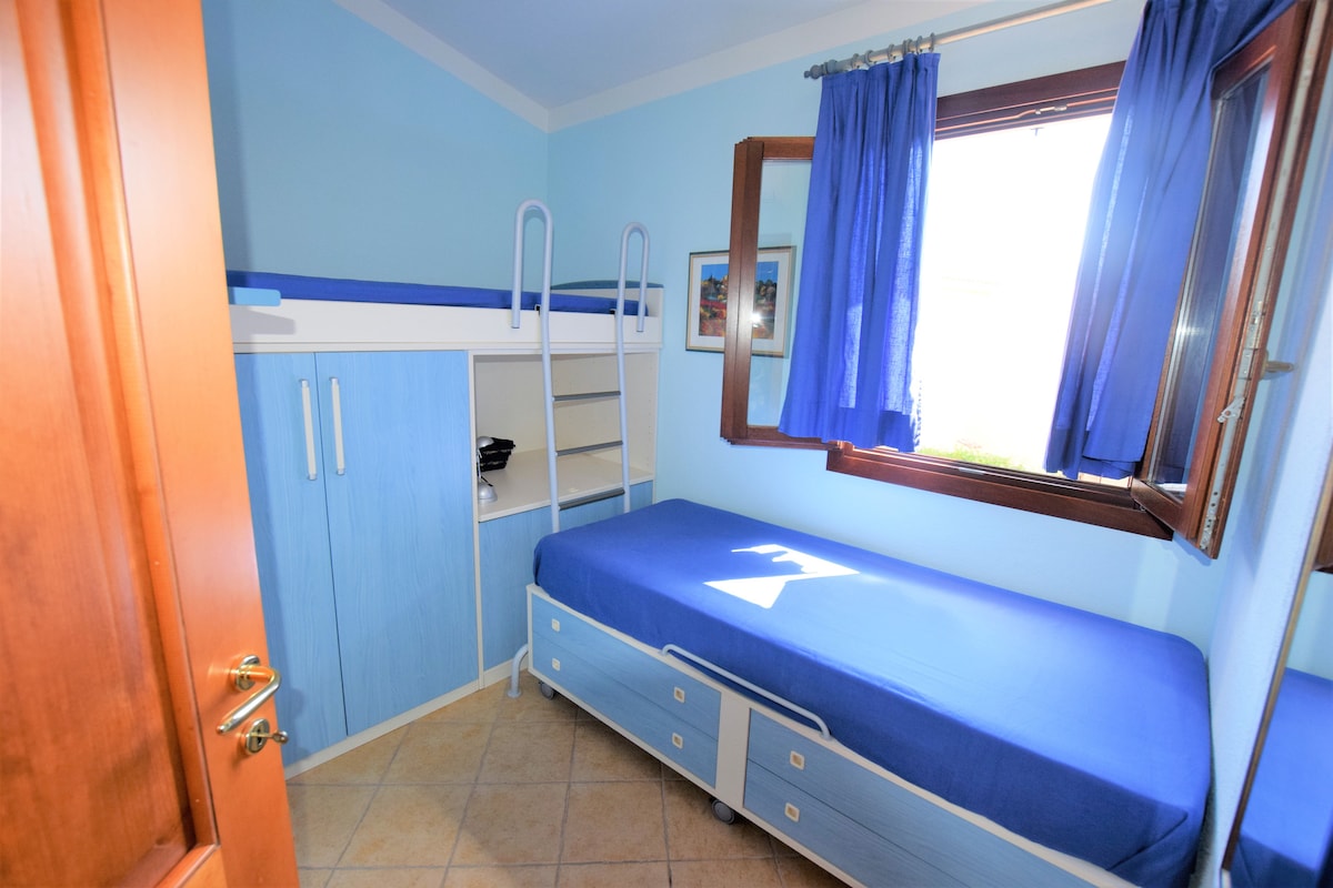 Spálňa s rozkladacími pohovkami. 