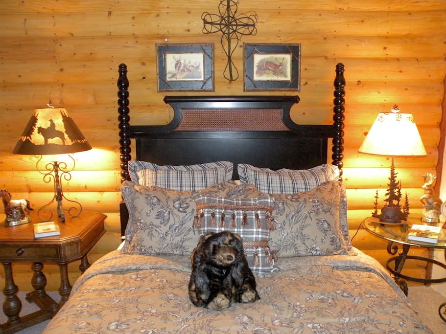 Plush bedding...do you want a bear hug???