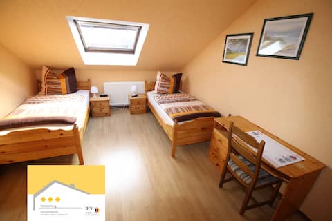 3-star apartment: Fewo Torfring
