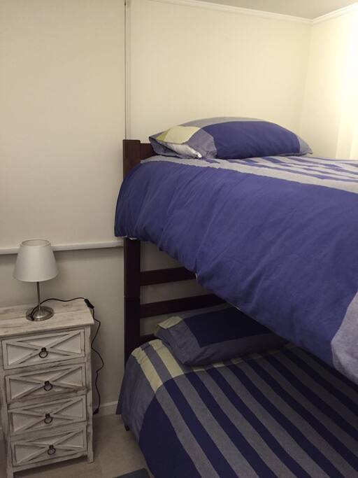 Dormitorio .