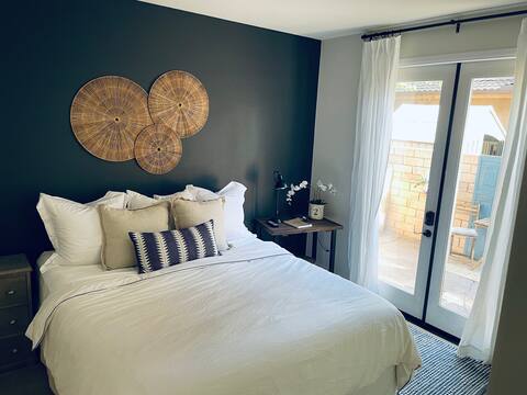 Private two bedrooms centrally located in so cal