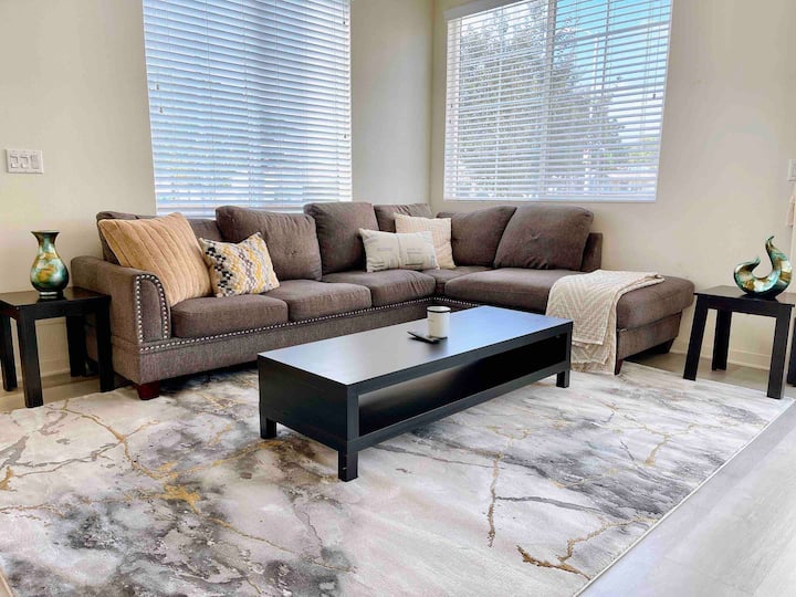 Torrance Large Spacious House - Redondo Beach, CA
