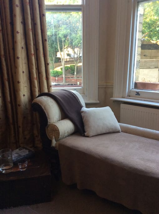 Chaise lounge