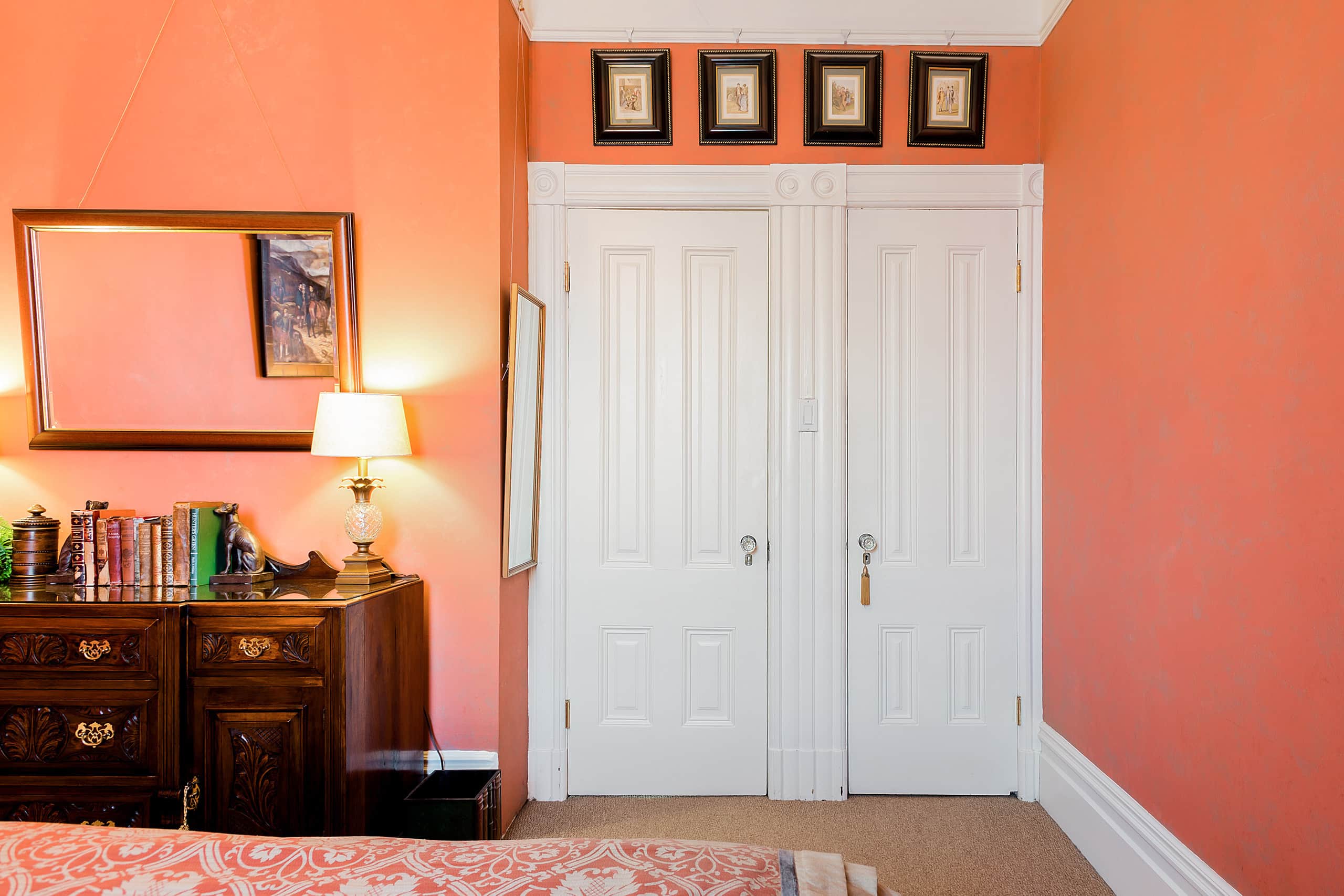 Home in San Francisco · ★4.85 · 4 bedrooms · 4 beds · 2 baths - Image 21