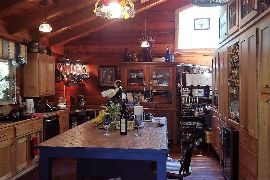 You will have access to a full Chef's Kitchen and equipment