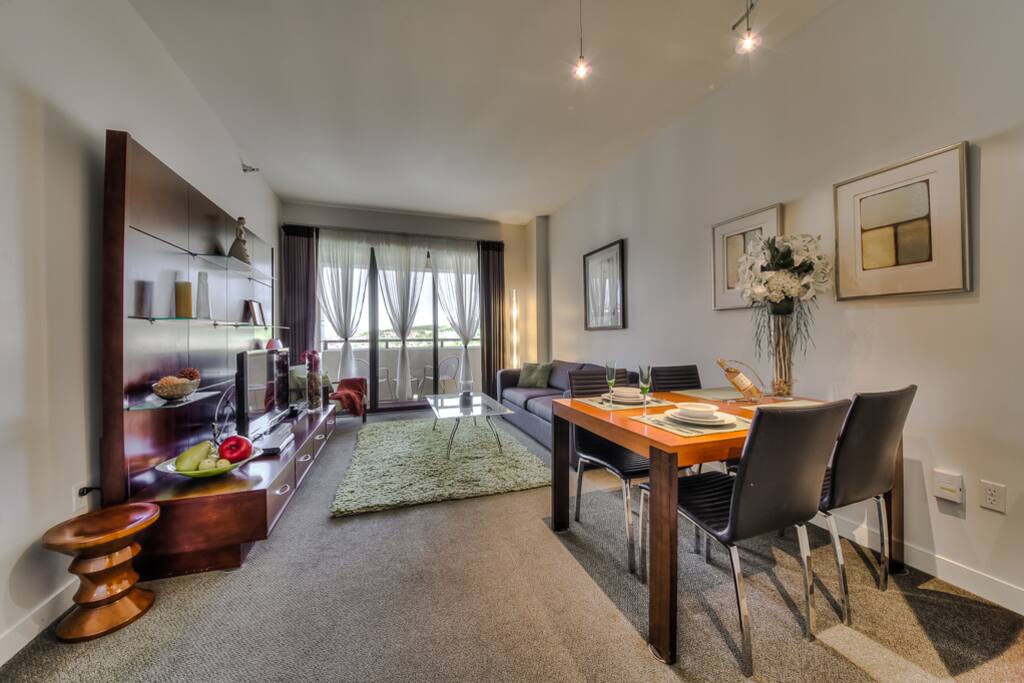 Living Room With Classy Dining Area