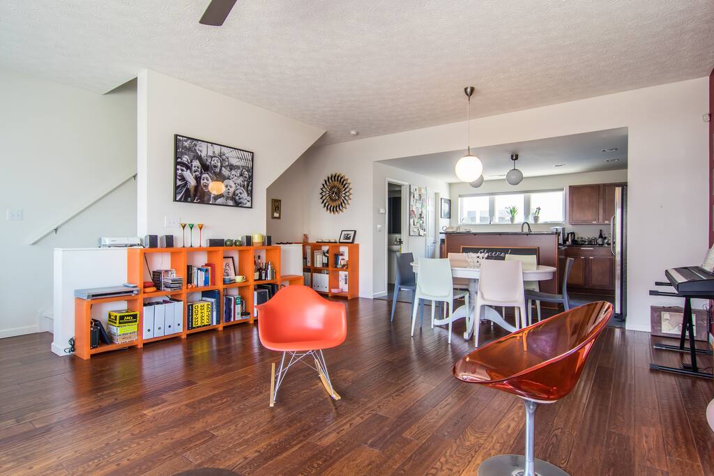 warm modern decor