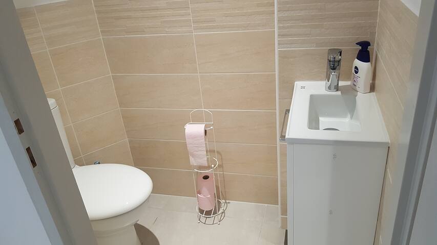 Belle Maison avec Piscine gallery image 4