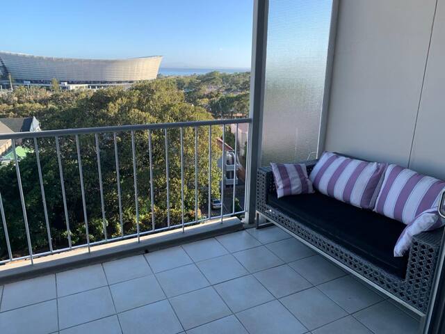 Wonderful views, spacious, secure – Green Point ☀️ gallery image 5
