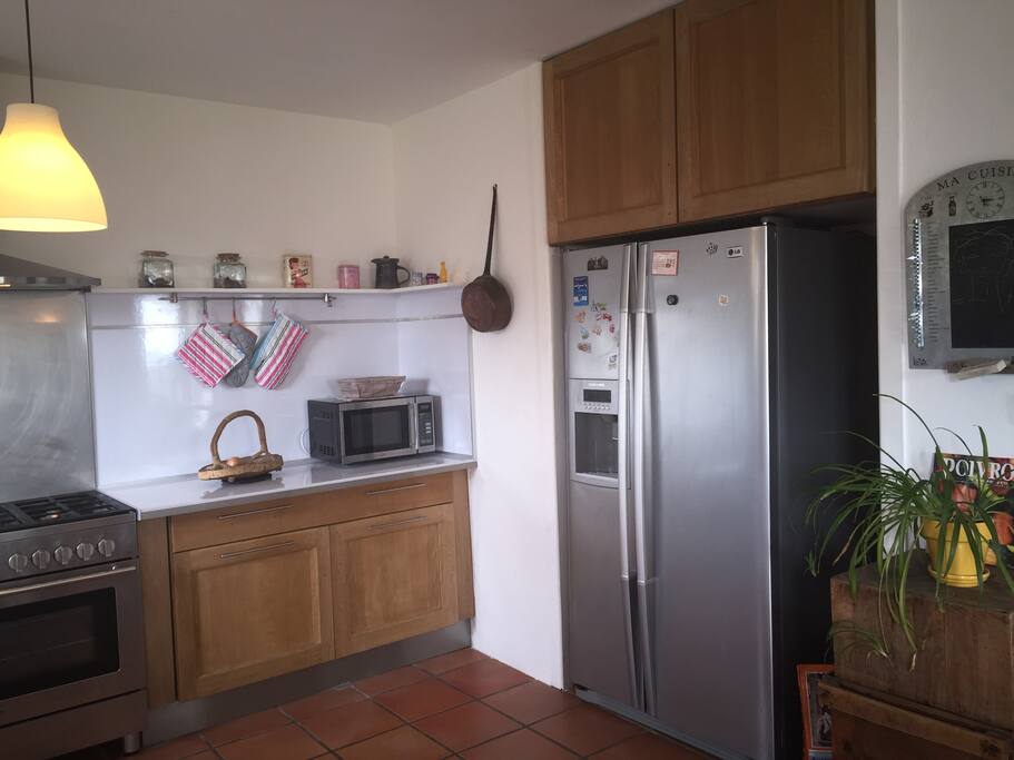 piano de cuisine et frigo américain