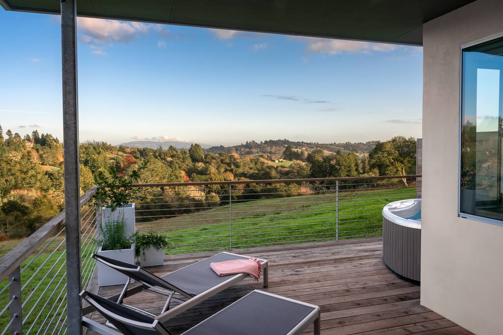 The perfect spot to watch the dawn, read a book, sip wine, get engaged...