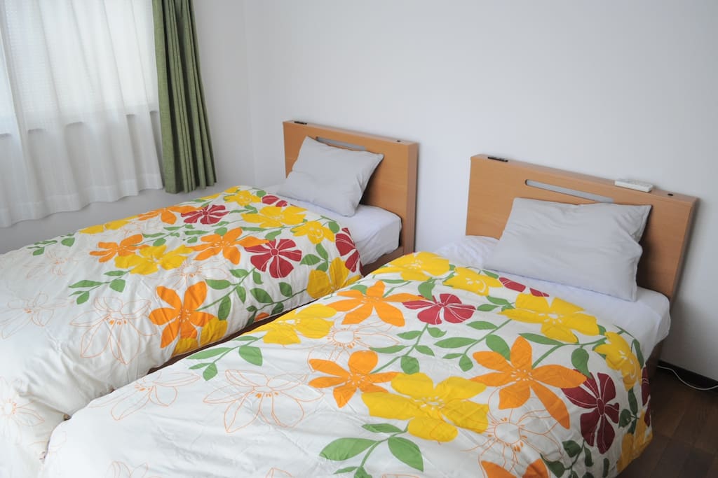 2 single bed at another room