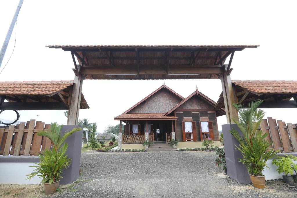 Rumah Kayu Entrance