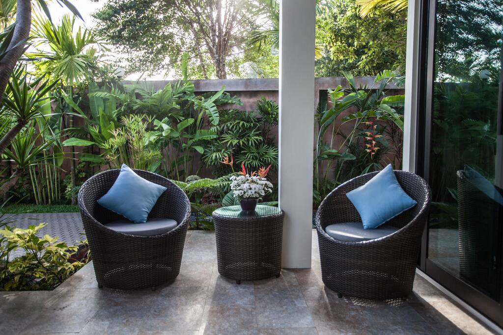 Outdoor Terrace