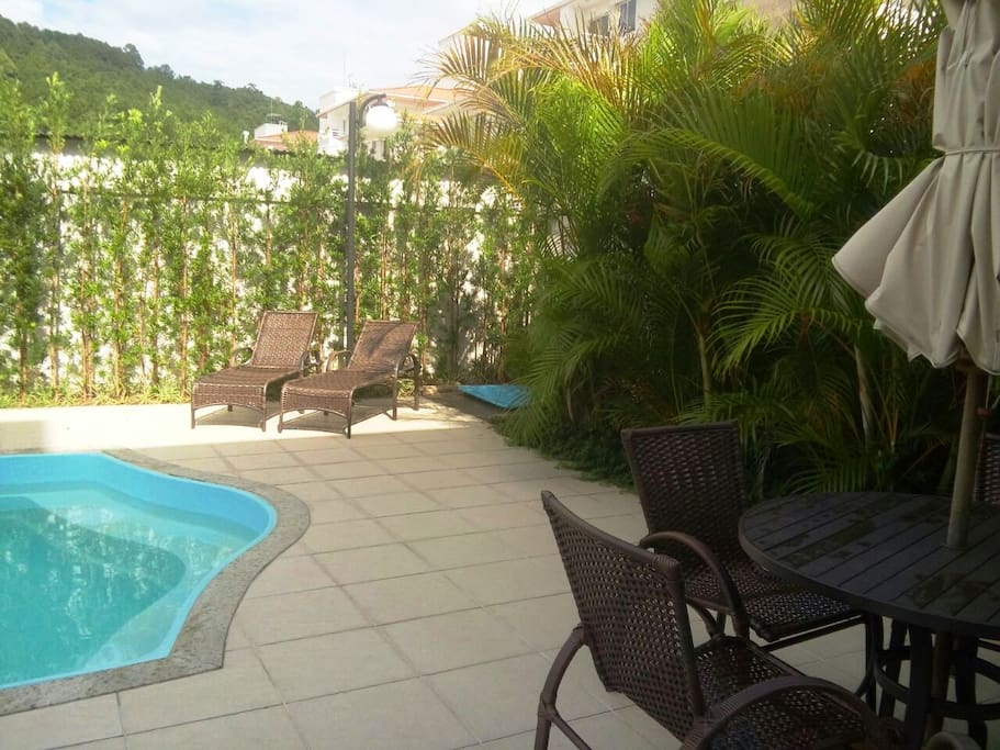 Piscina do condomínio