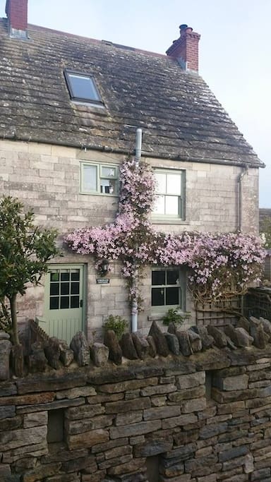 Purbeck stone cottage