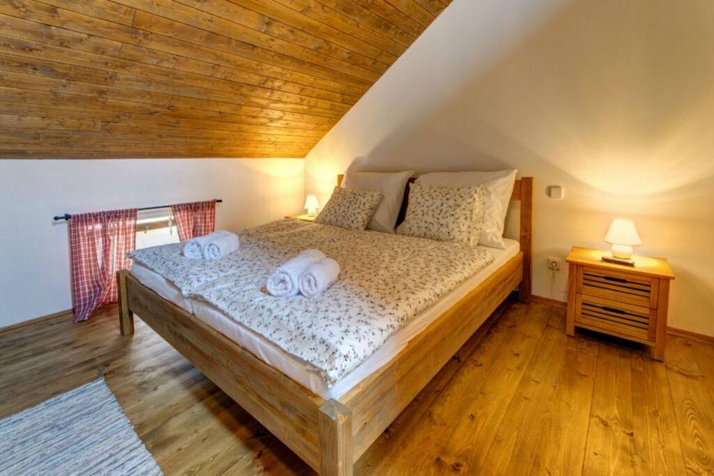 Dvoulůžkový pokoj s manželskou postelí - Double room
