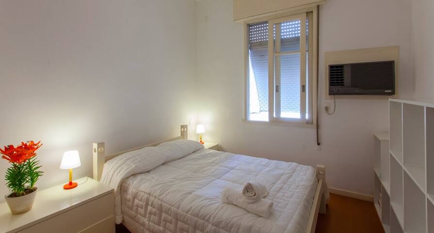 Duplex Copacabana Parcial Sea View gallery image 4