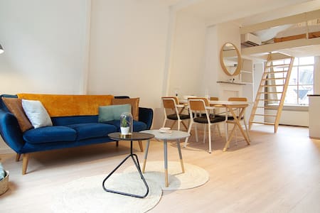 Loft Leidsegracht - Private studio + Roof terrace!