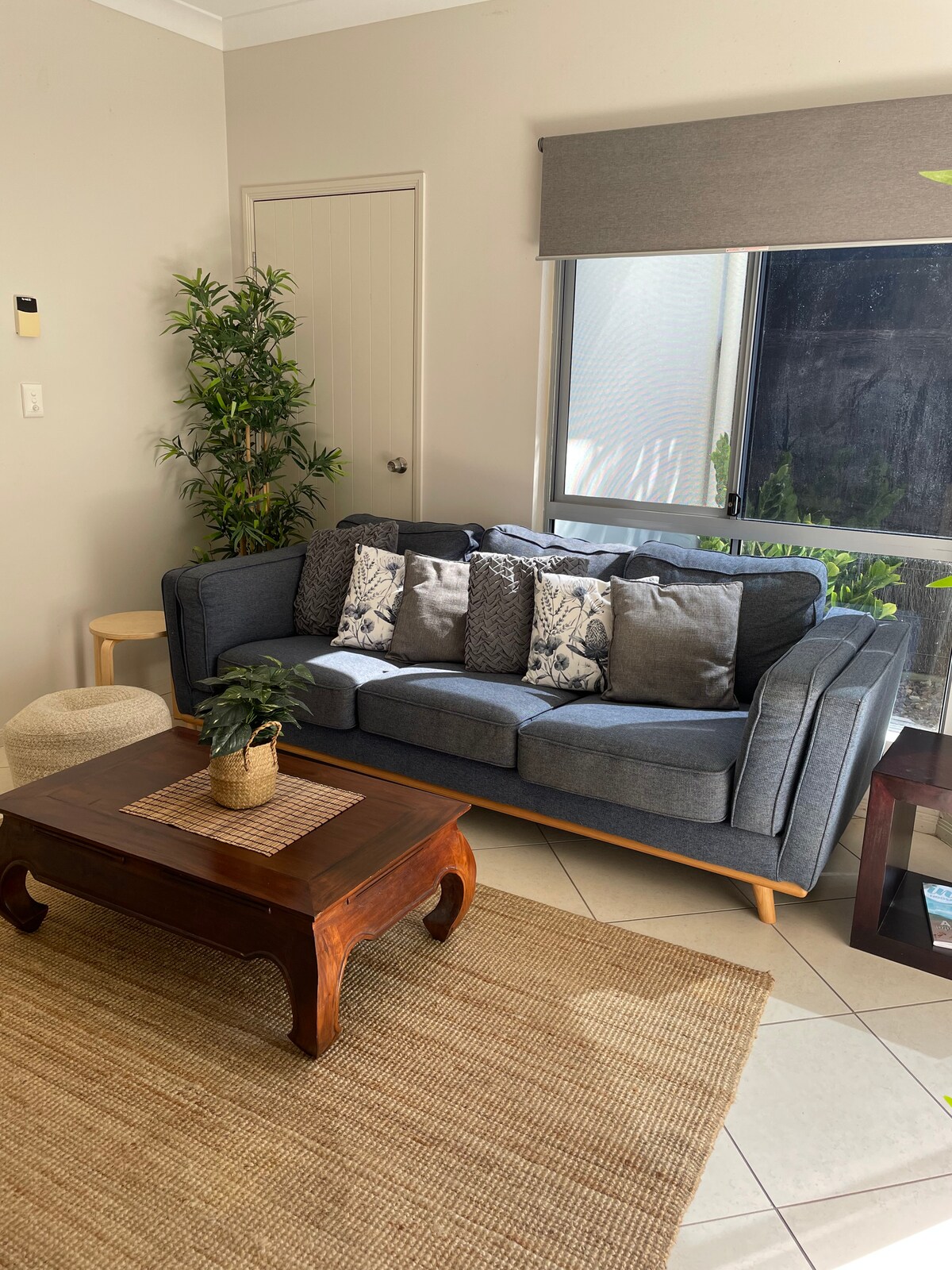 Successful Airbnb property: Sunshine Beach pet friendly in Sunrise Beach
