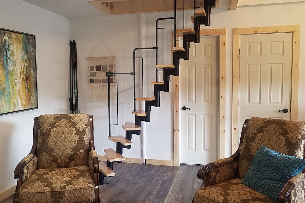 Stairs/ livingroom