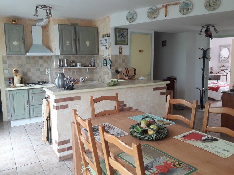 Cuisine ouverte - Salle Repas