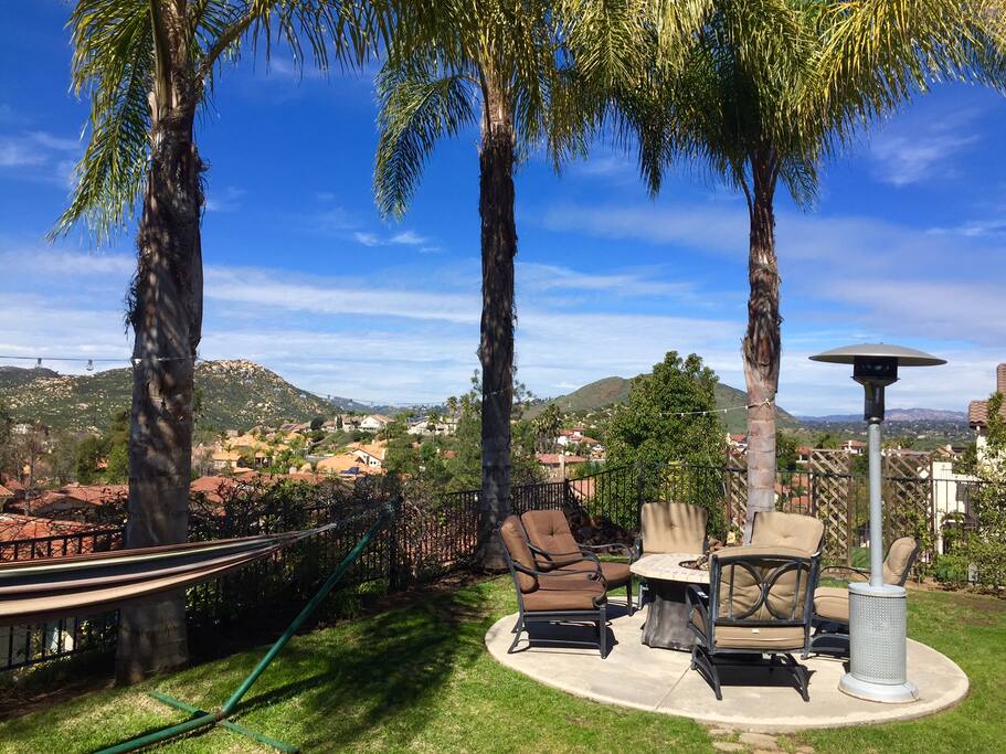 Sunset western view w/ fire pit!