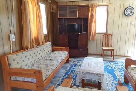 Download Chalet plage salon For iPhone