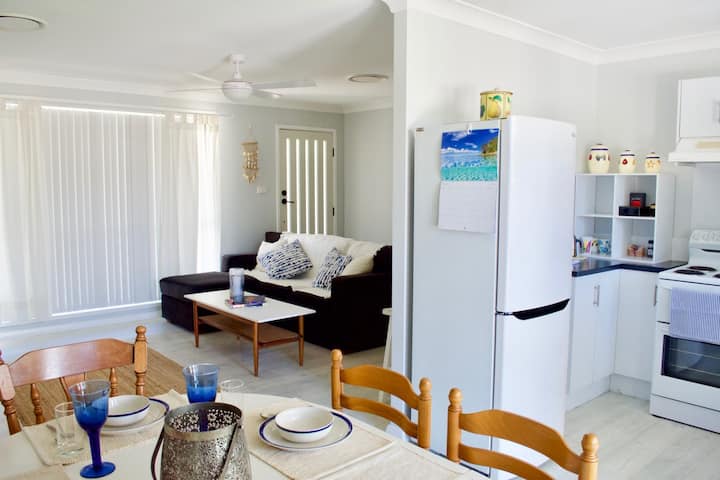 Lake Conjola Lake House Vacation Rentals - New South Wales, Australia