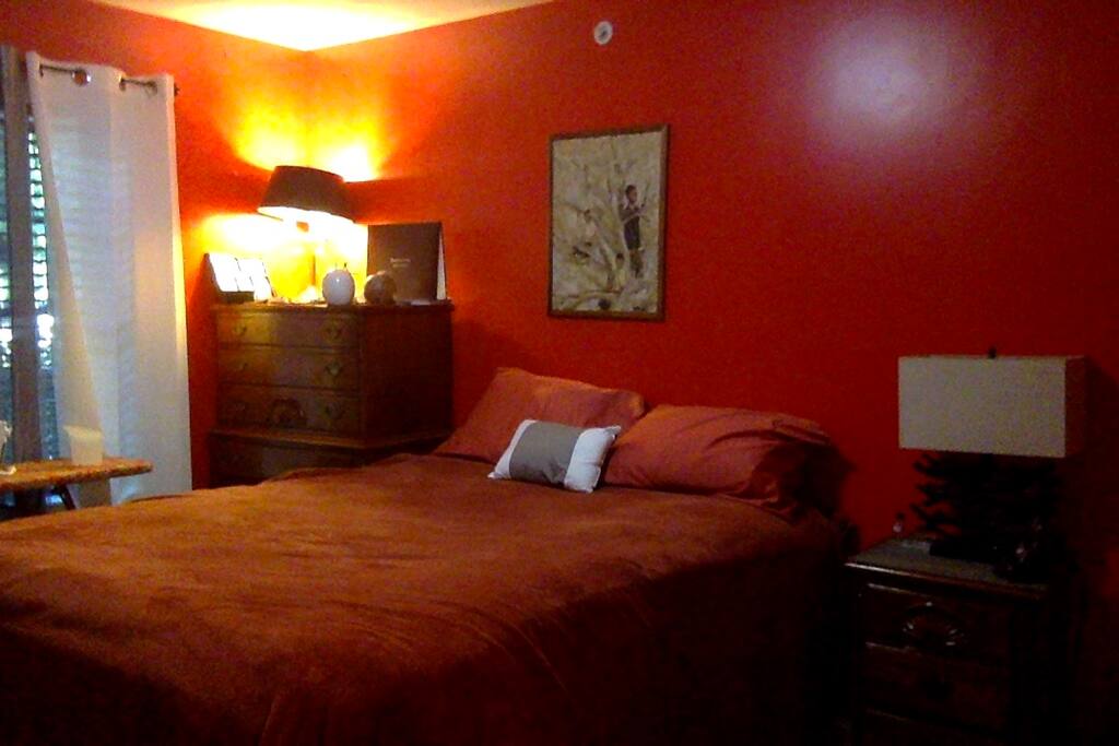 Bedroom with lovely light