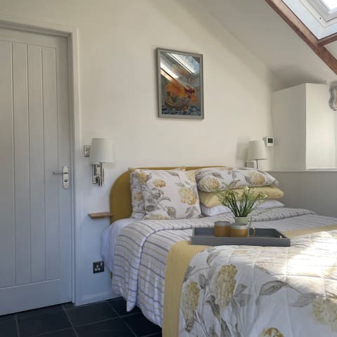 Successful Airbnb property: The Octopus Garden in St. Ives