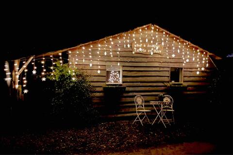 Farm retreat. Pet friendly cottage with garden