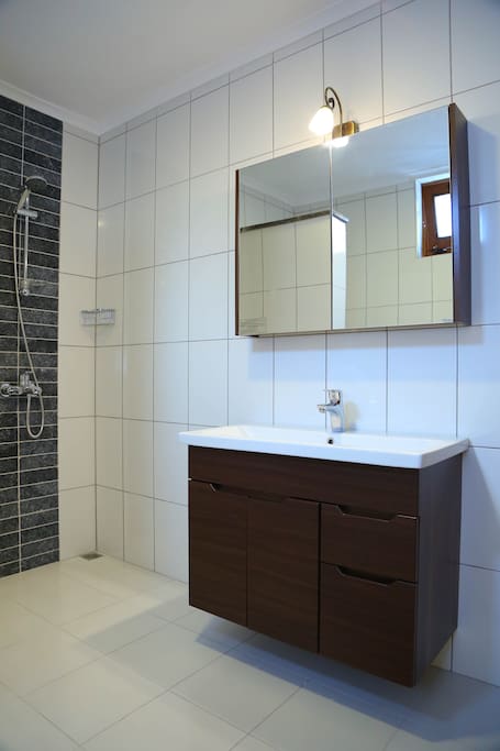 geniş ferah ebebeyn banyosu, modern, large family bathroom