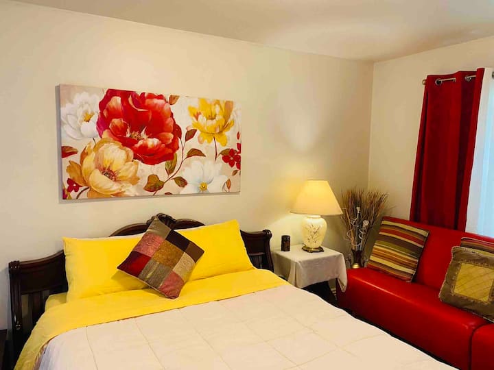 Cozy Rm2T nr LAX, Torrance & Long Beach Airport Houses for Rent in