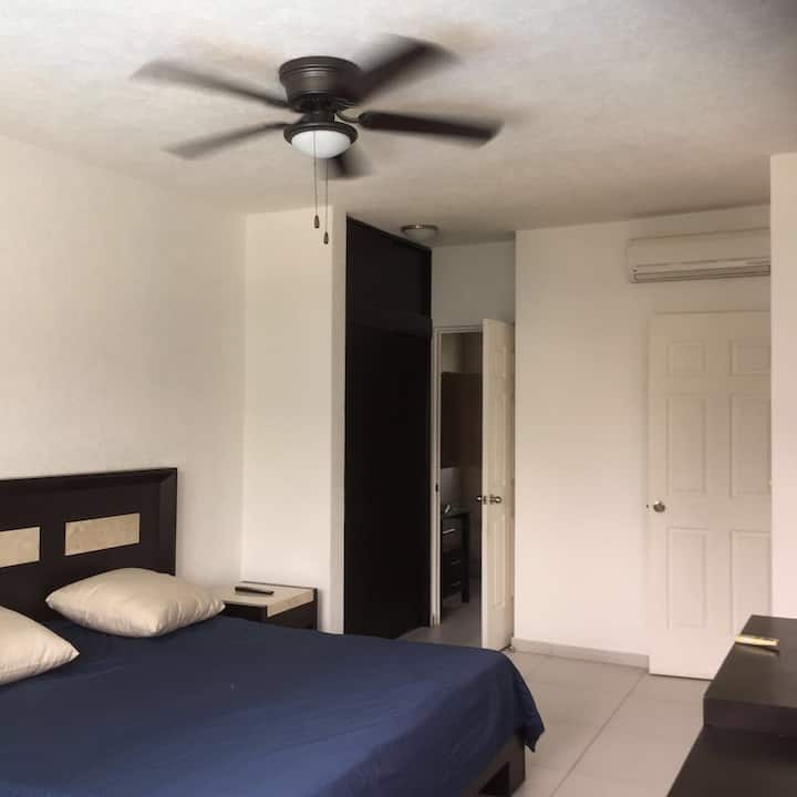 ಬೆಡ್‌ರೂಮ್ 1