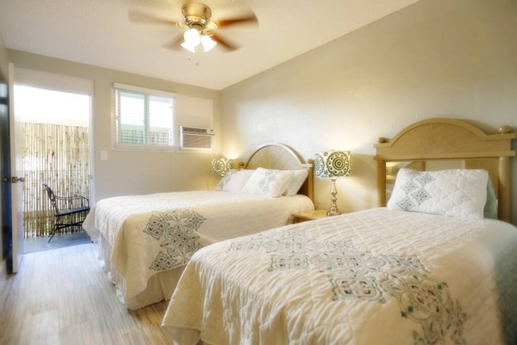 There is one queen bed and one single bed