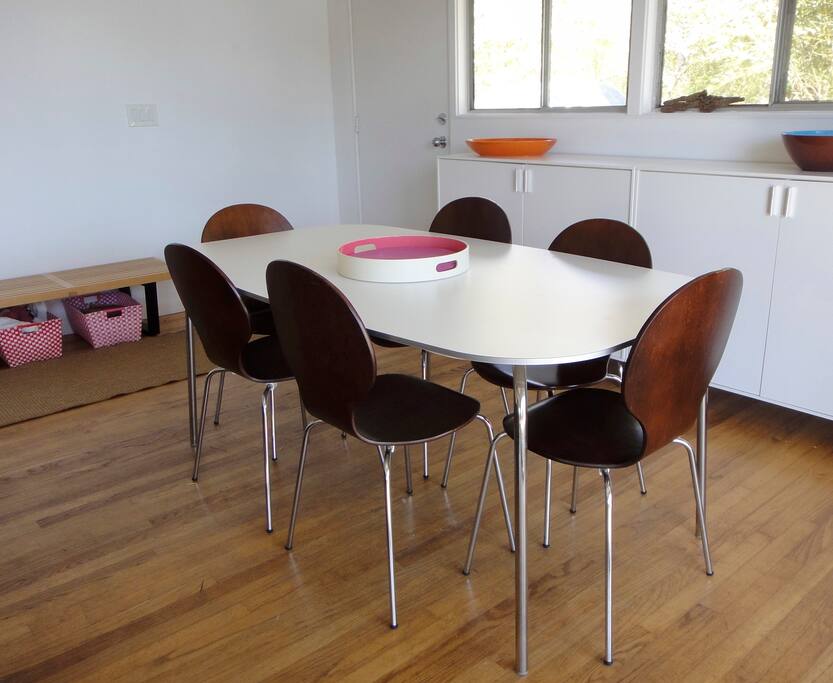 Dining area - Bright and sunny throughout!