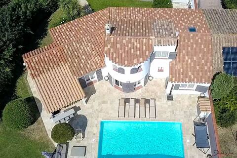 Villa on the golf course of Saint Cyprien