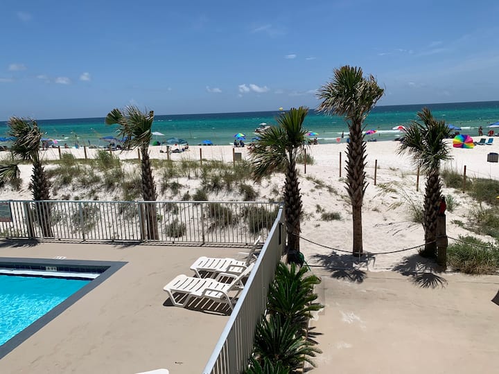 Pets/beach Front 112  Bang For Your. Buck - Panama City Beach, FL