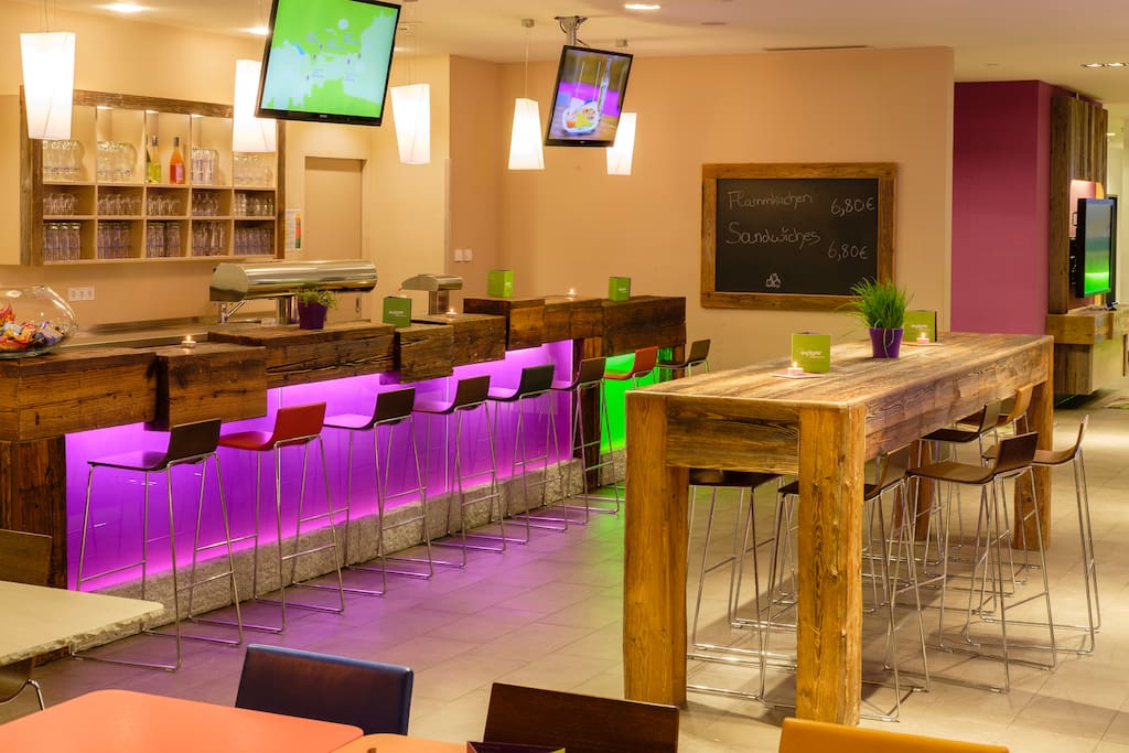 Explorer Bar