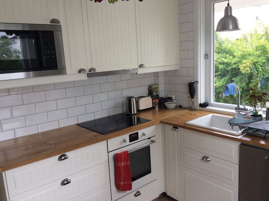 Kitchen. Should have the most important kitchen stuff you need. There is plenty og spices in the shelf that you can use Here you have microwave, oven, sink, refrigiator, freezer, toaster, kettle.