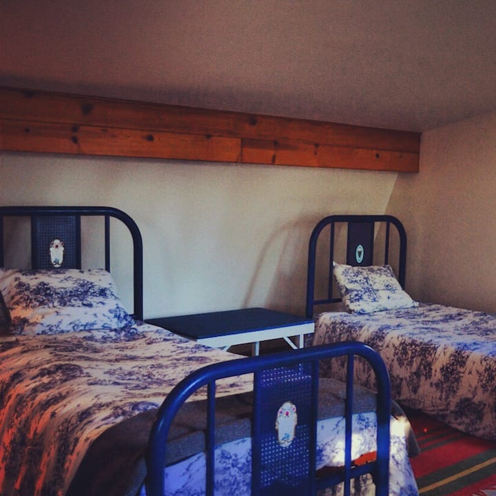 Samostatné postele v lofte