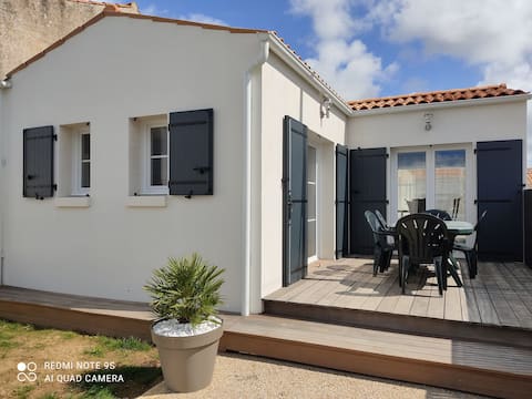 Top Airbnb: New house 6 people 120 m from the port of Cotinière à Saint Pierre D'oléron