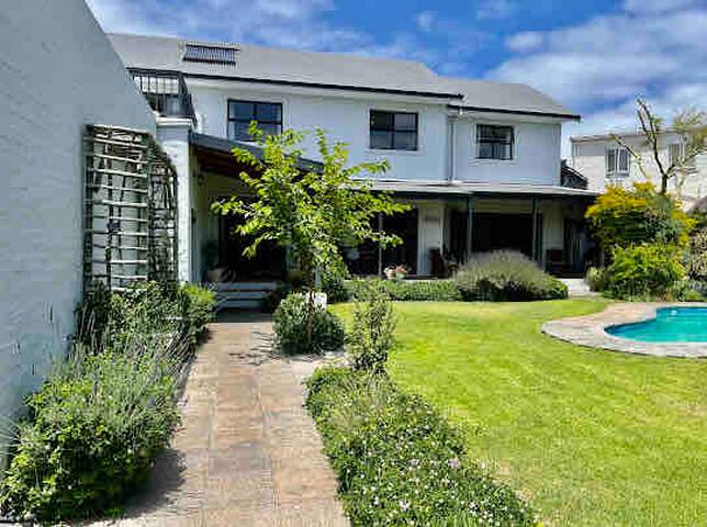 West Beach Family Holiday Home gallery image 4