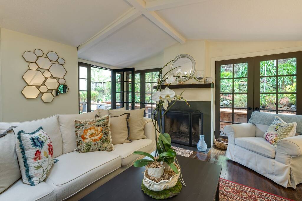 Light bright airy living room