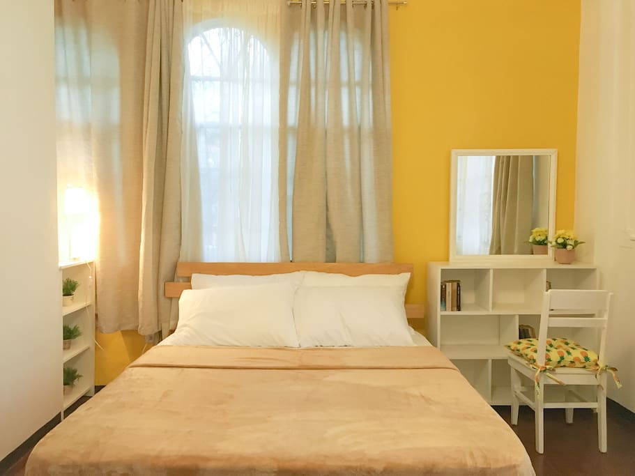 Yellow Room - good for 2 pax