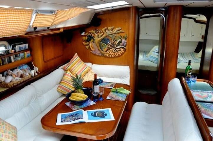 Crewed Yacht Charter