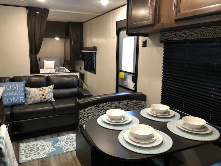 Glamping, North Tacoma Long Term Stay - Gig Harbor, WA