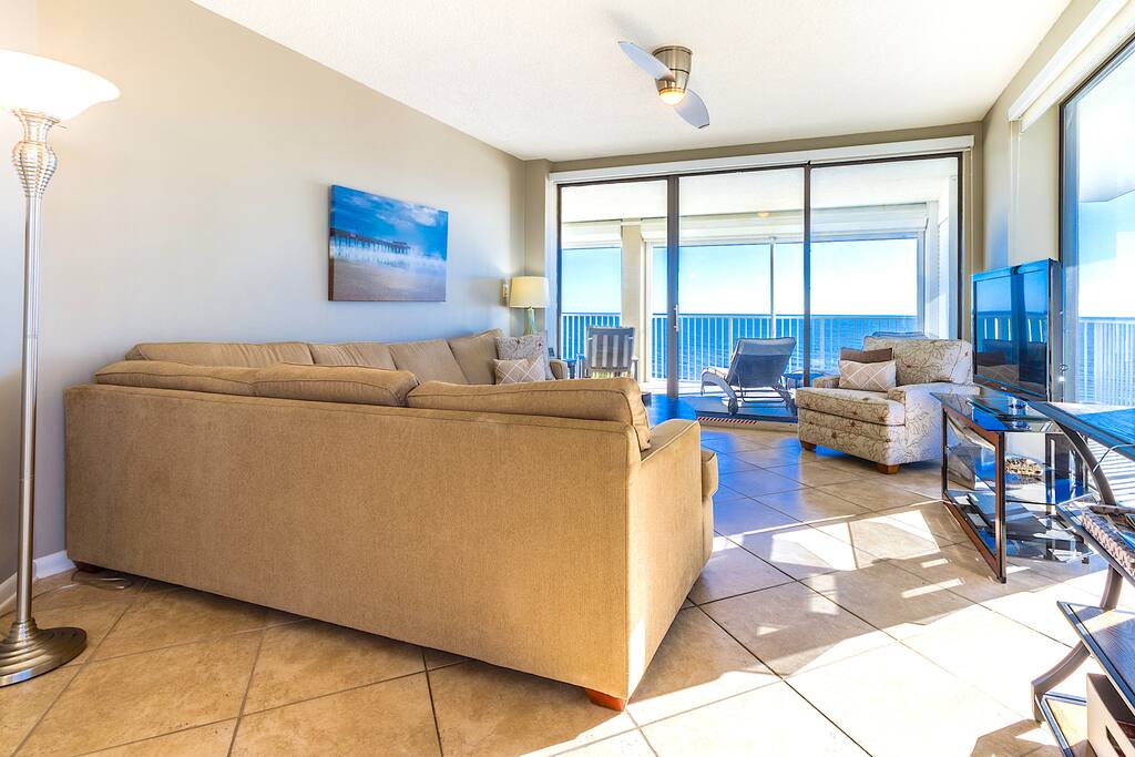 Spacious 3BD/2BA Gulf Front Condo located in Orange Beach, AL