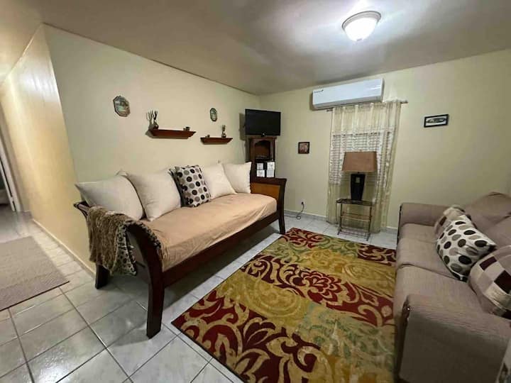 3 Bdr Belmopan. Ac, Quiet, Great Neighborhood! - 貝里斯